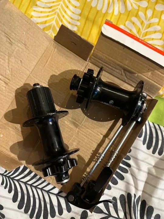 Cubos Rolamentados Absolute Wild 36f K7 Cassete 8 A 12v Mtb