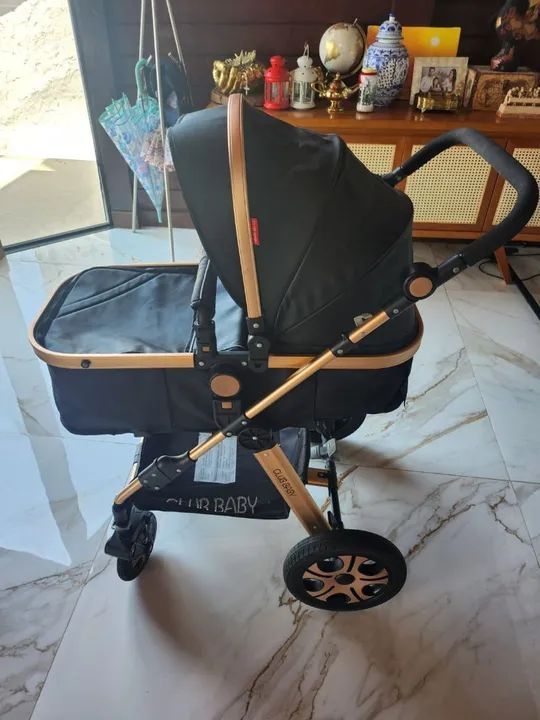 Carrinho de bebê Club Baby (excelente estado)