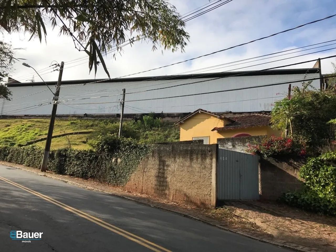 Área para vender em Sousas, com 127 metros de frente para rua asfaltada. - Foto 5