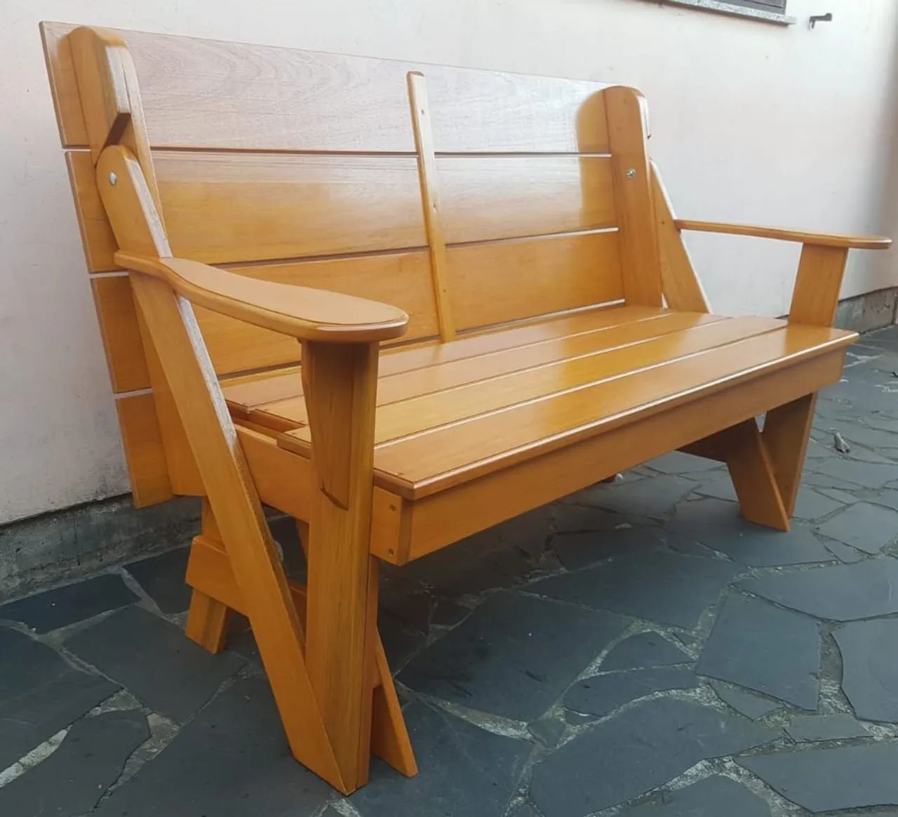 Banco que vira mesa com 1,50mts madeira de eucalipto  - Foto 5