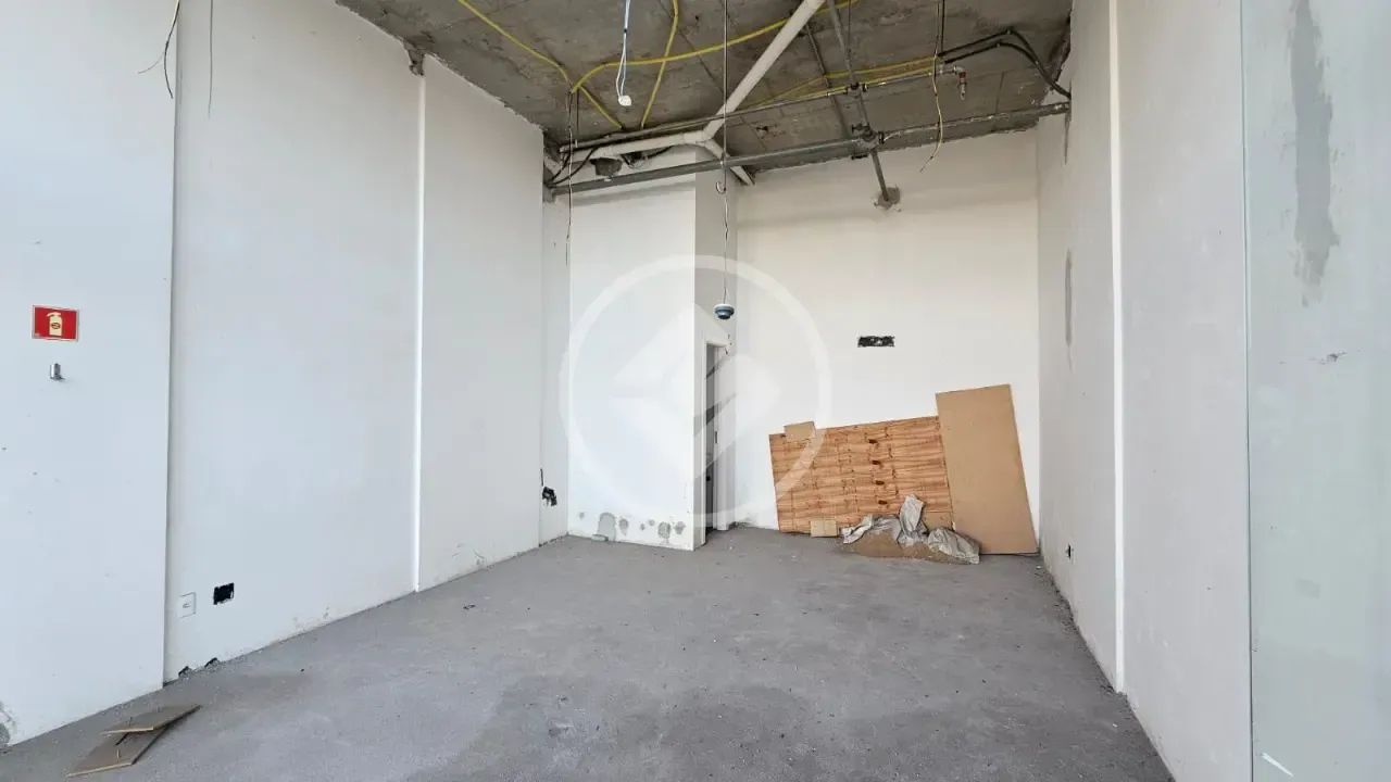 LOJA A VENDA OU ALUGUEL 54M² PROX AO TERMNAL VILA VELHA codigo: 96351 - Foto 3