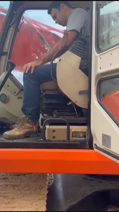 Venda Locação escavadeira doosan serie 340 aluguel 2011 35 ton - Foto 2