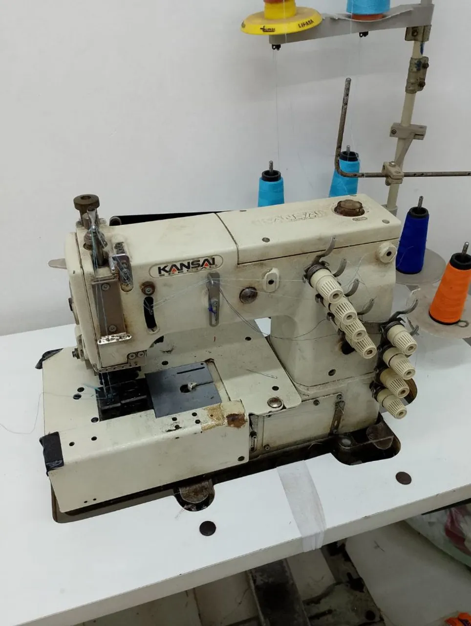 Máquina de Costura Industrial Kansai - Seminova