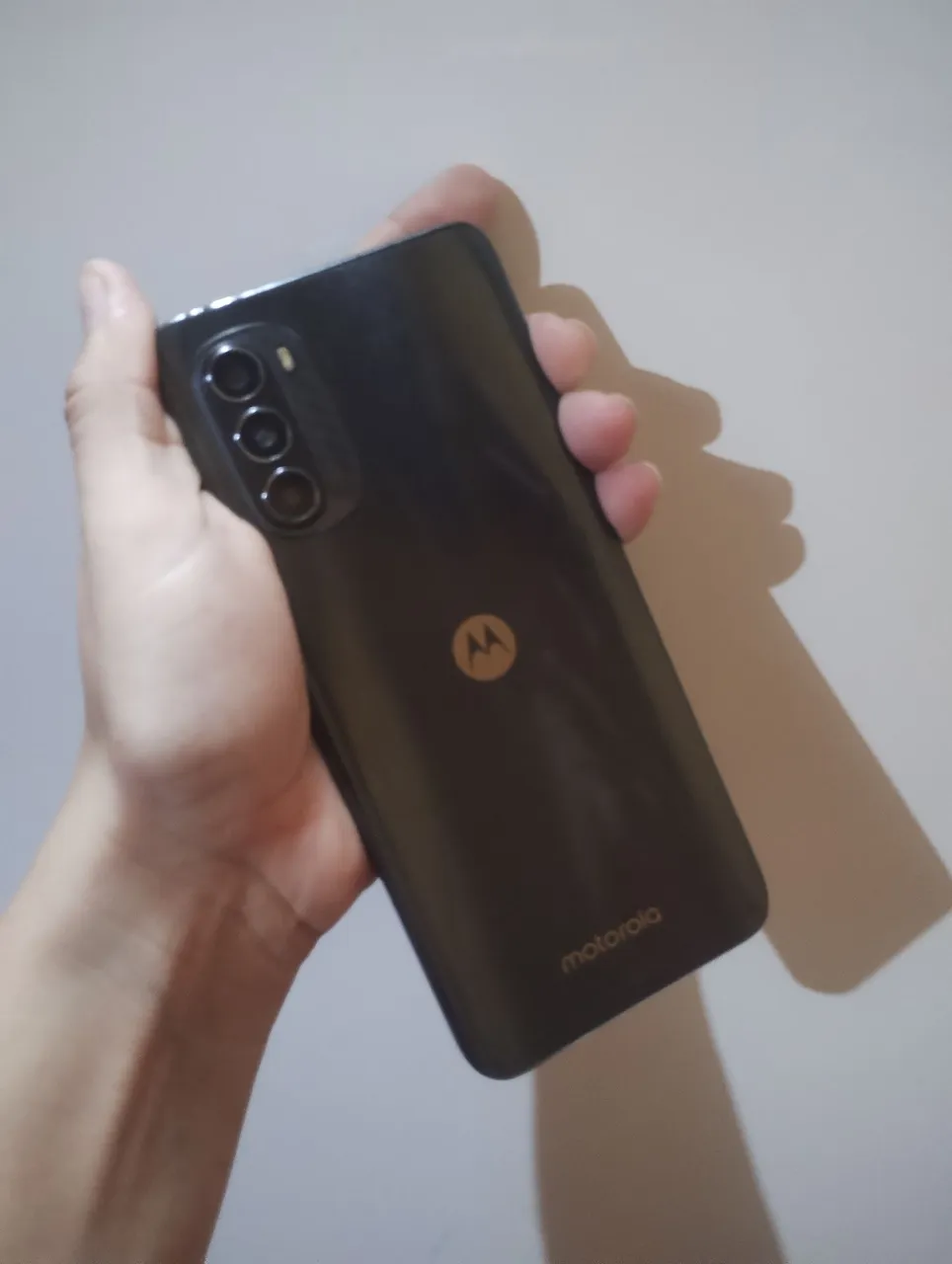 Moto G52 320$ p vender logo