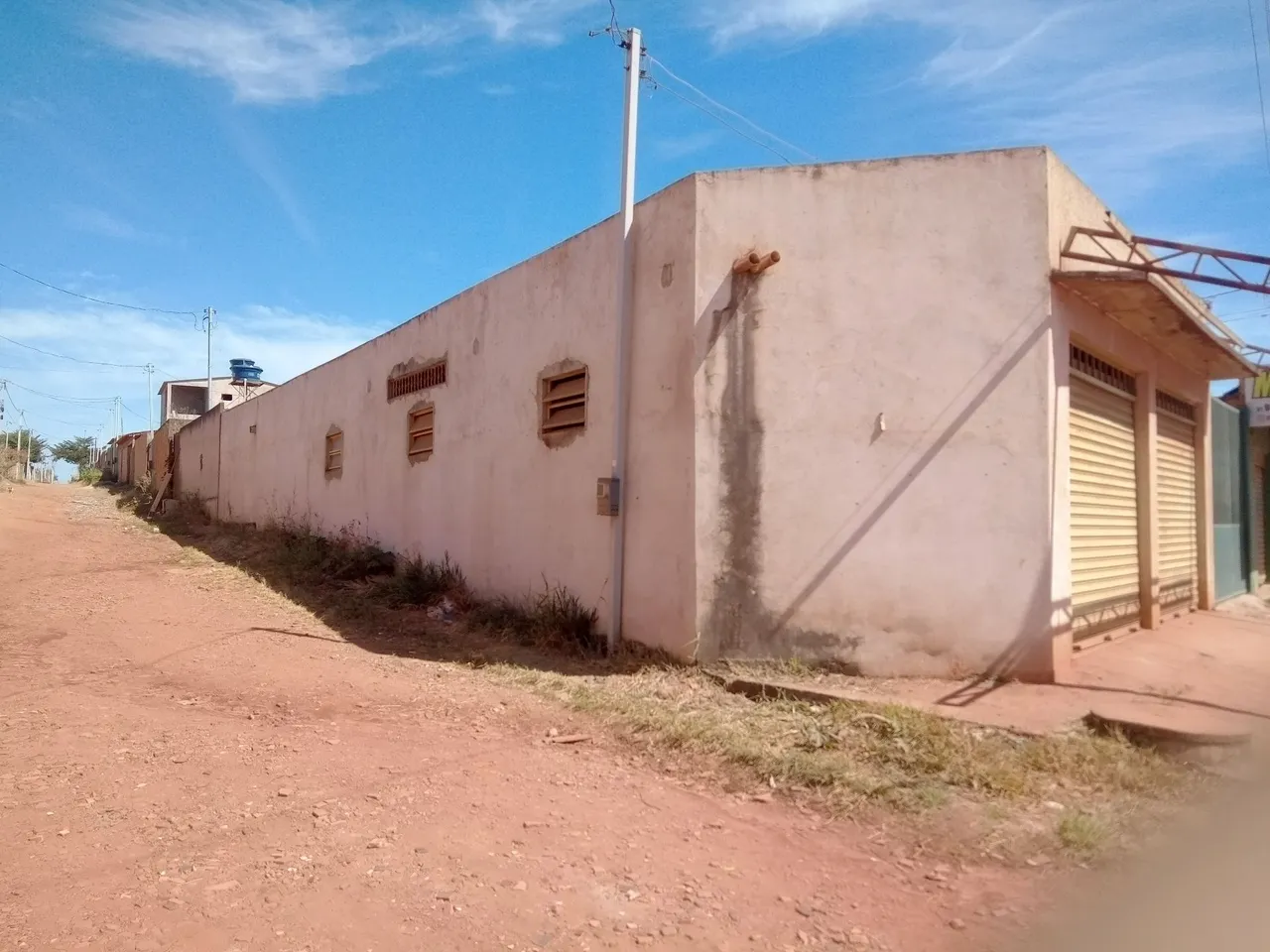 Vendo loja em são Sebastião DF, localização Morro da Cruz * Robson Lima