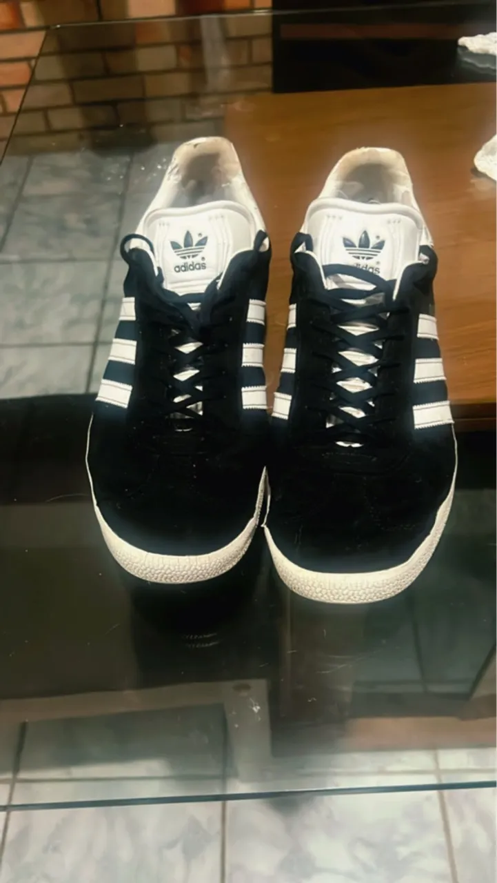 Adidas Gazelle - Preto e Branco