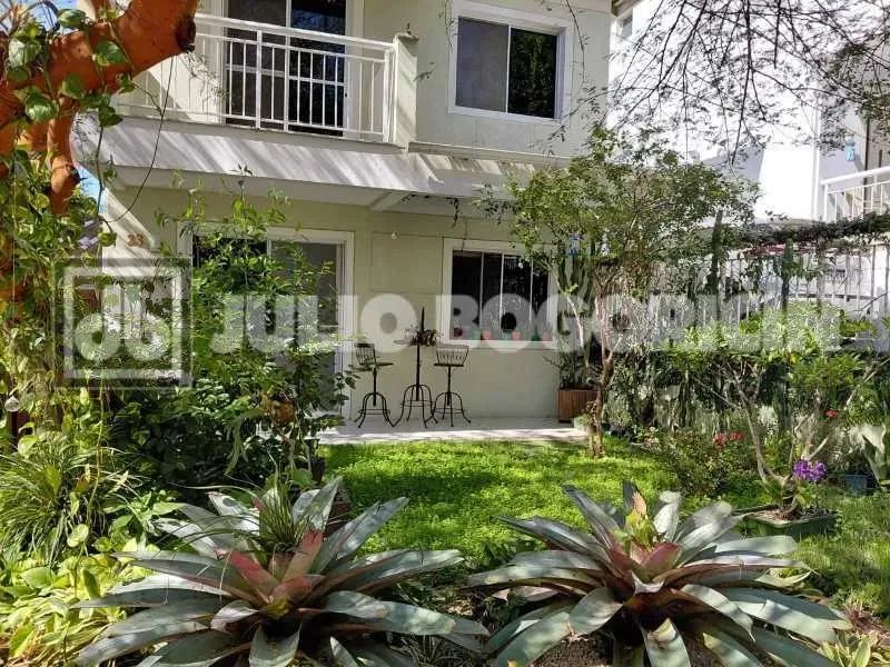 Freguesia casa em Condominio Duplex 5 quartos 1 suíte. Infra total.Segurança 24hs!Localiza