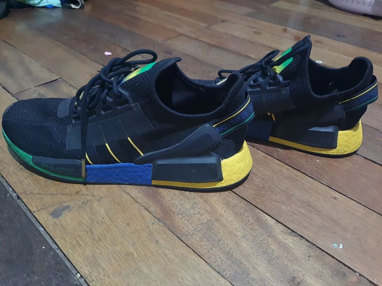 Tênis Adidas NMD R1 - Foto 2