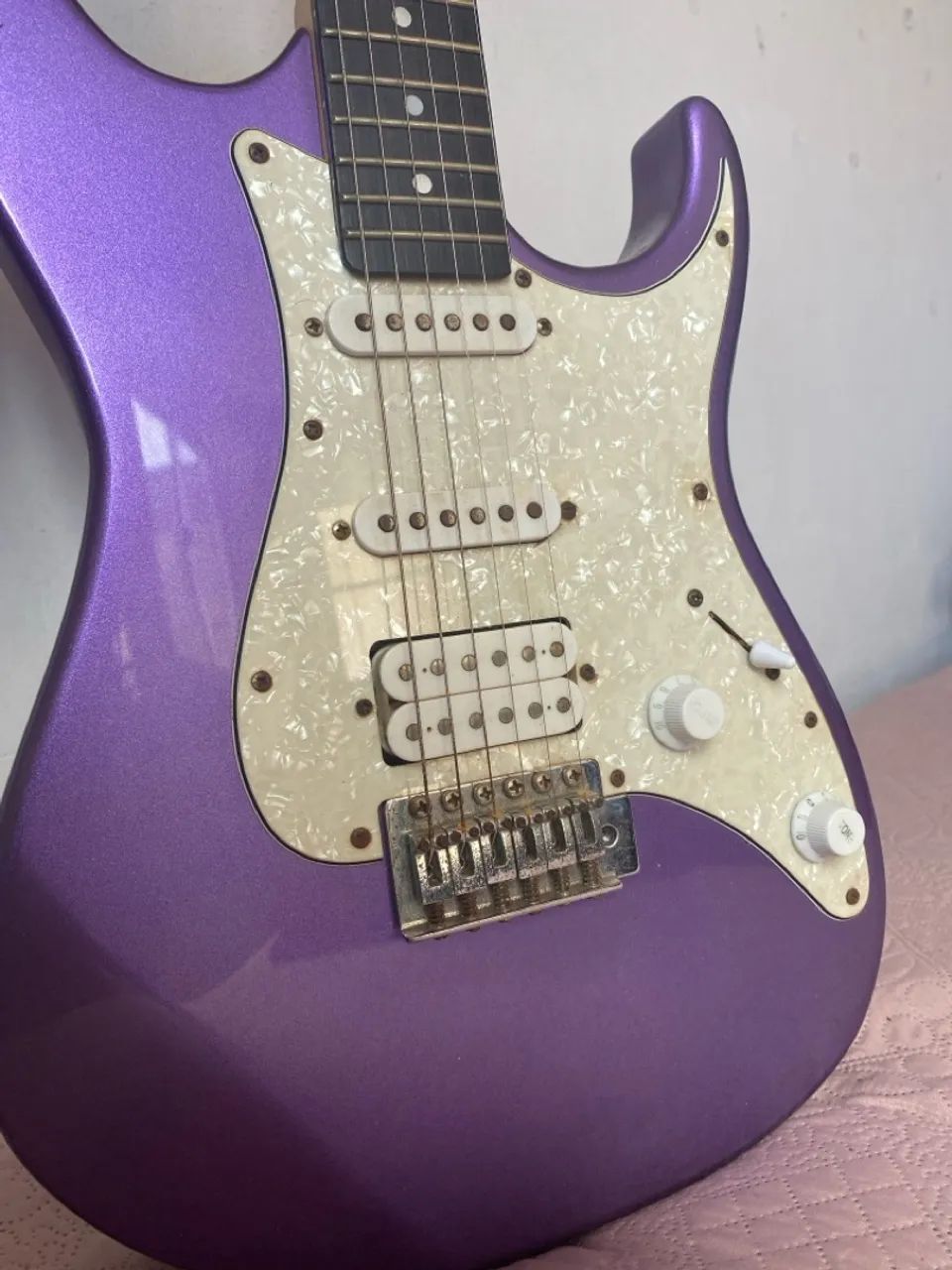 Guitarra Elétrica Roxa - Foto 3