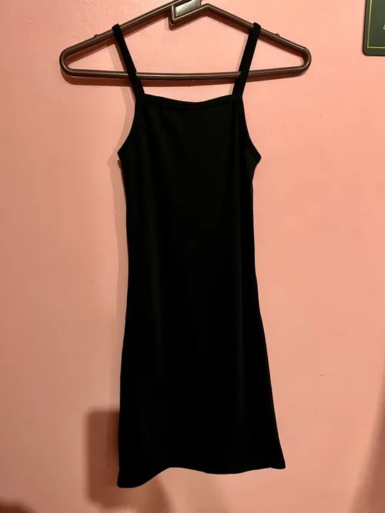 Vestido preto básico NOVO - tamanho G (veste M)