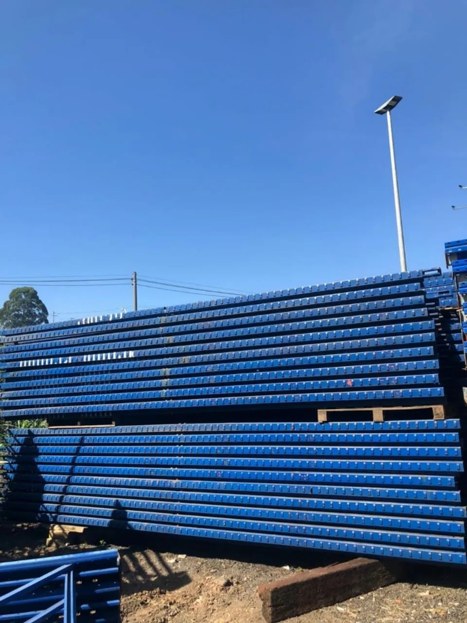 MONTANTE PARA PORTA PALLET FABRICANTE FIEL