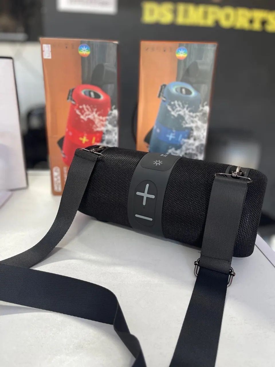 Caixa de som Bluetooth com alça e bateria de qualidade e resistente à água  - Foto 5