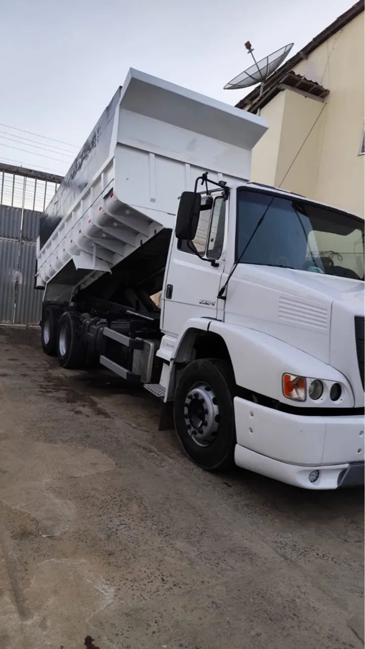 Caminhão Mercedes-Benz Atron 2324 Caçamba 2012/2012 - Foto 2
