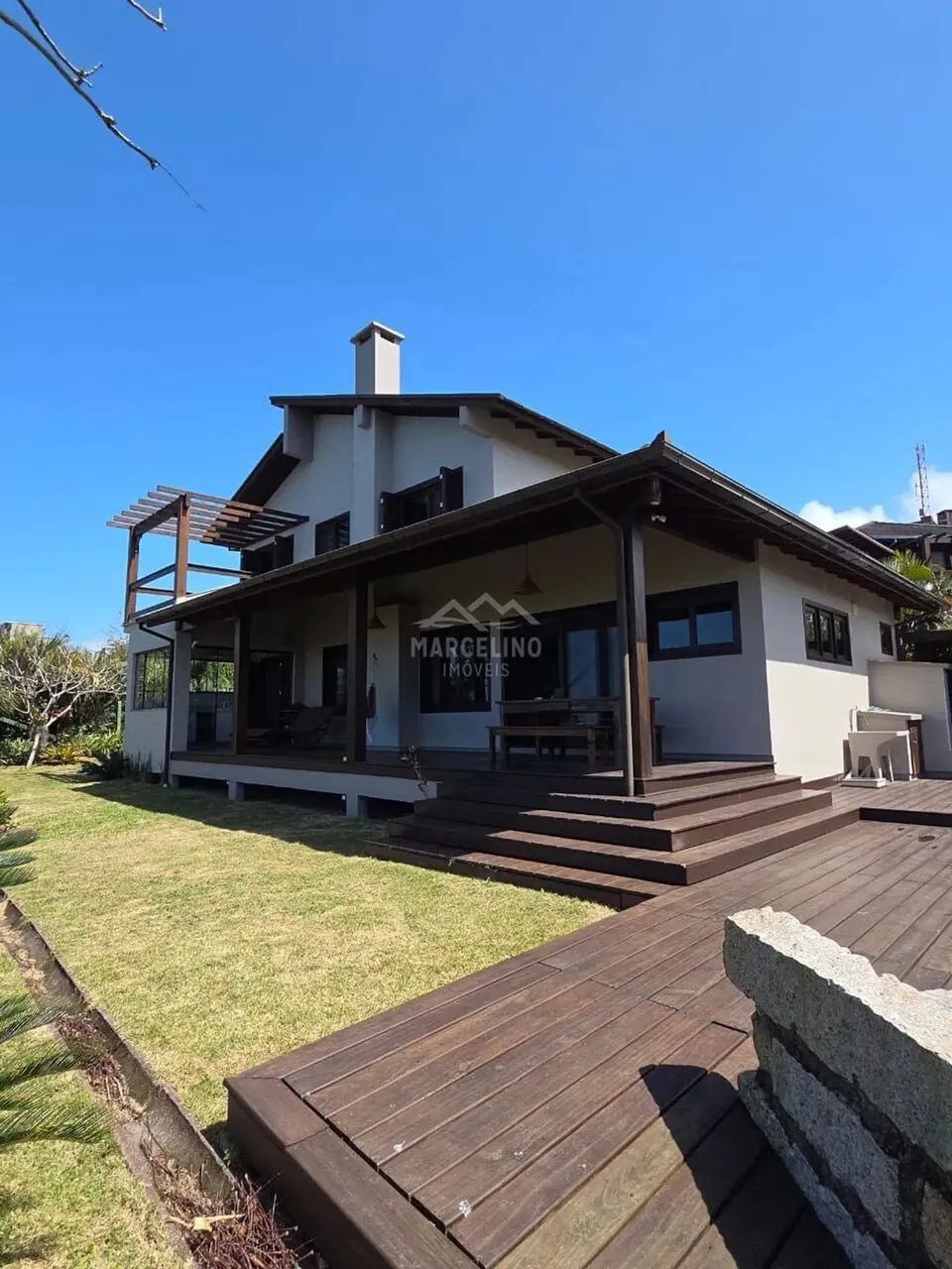 Casa Alto Padrão em Ponta da Piteira, Imbituba/SC