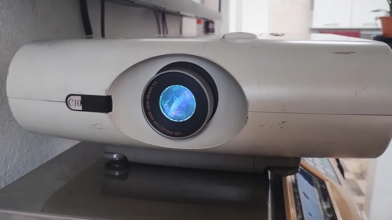 Projetor LCD Sharp