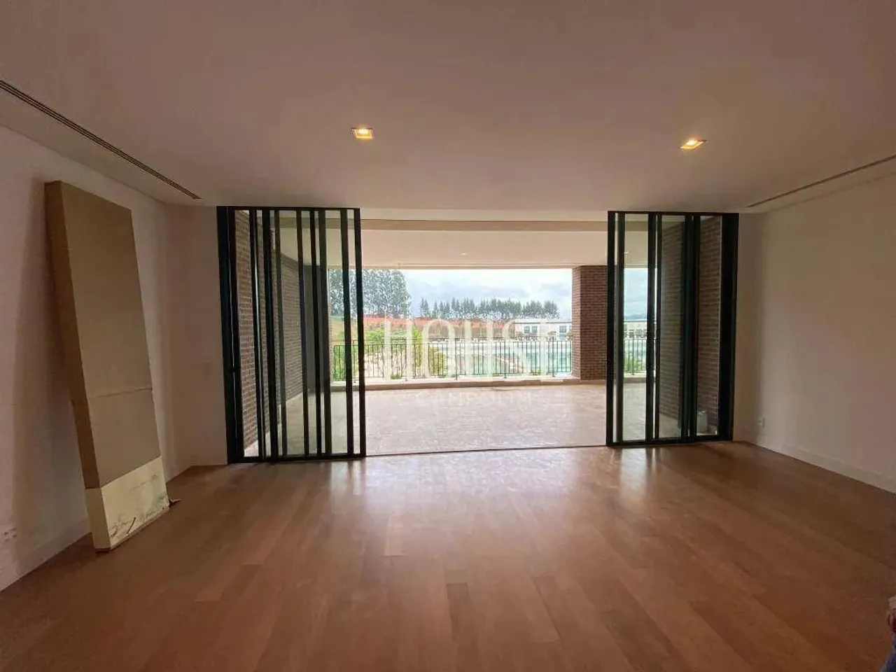 Apartamento à venda em condomínio fechado em Porto Feliz | 437m² em Boa Vista Village | AP