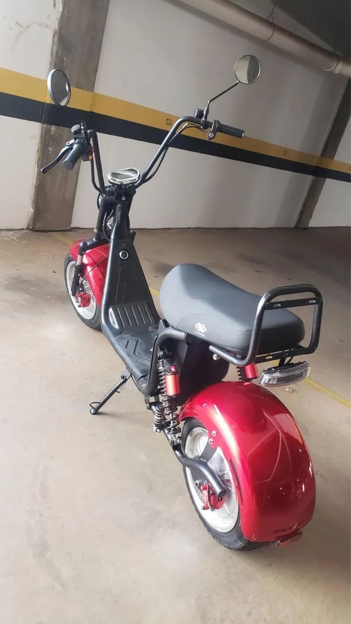 Scooter Elétrica com Bluetooth 