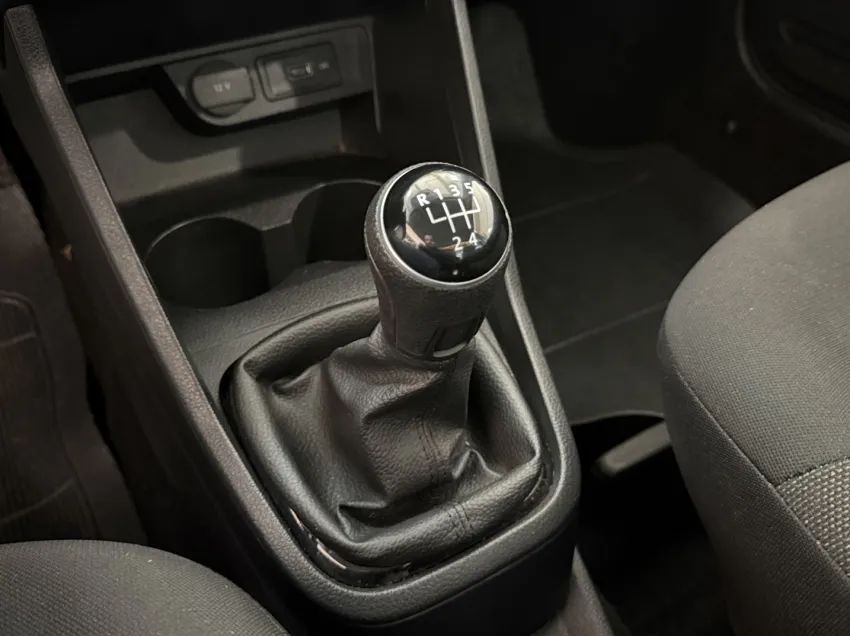 Volkswagen Saveiro Robust 1.6 Total Flex 8V 2025 - Foto 13