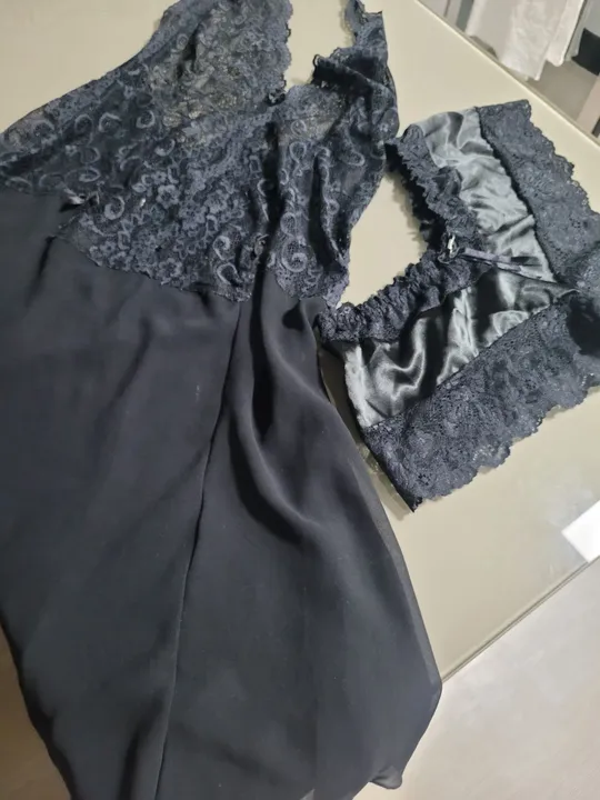 Camisola de renda preta - tamanho M