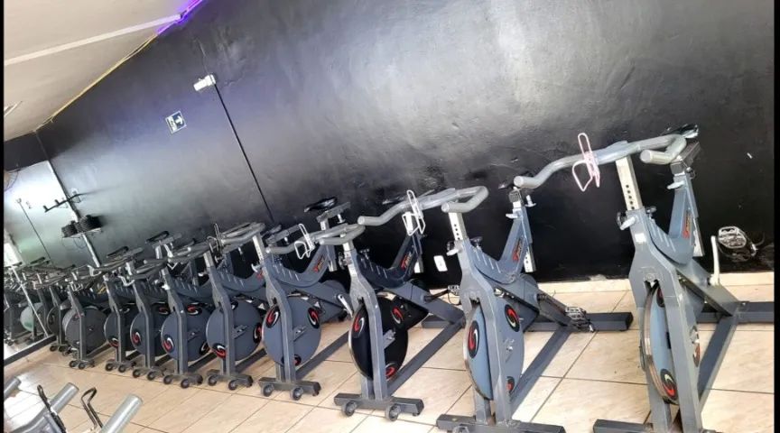 ? OPORTUNIDADE: BIKES DE SPINNIG PROFISSONAL EM OFERTA! ?PREÇO IMPERDÍVEL?  - Foto 3