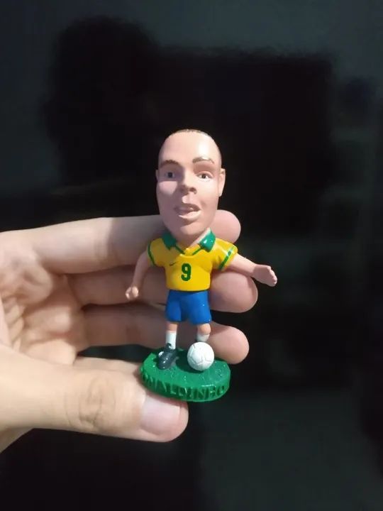 Mini craque Ronaldo Fenômeno Brasil 1997-1998 - Foto 4