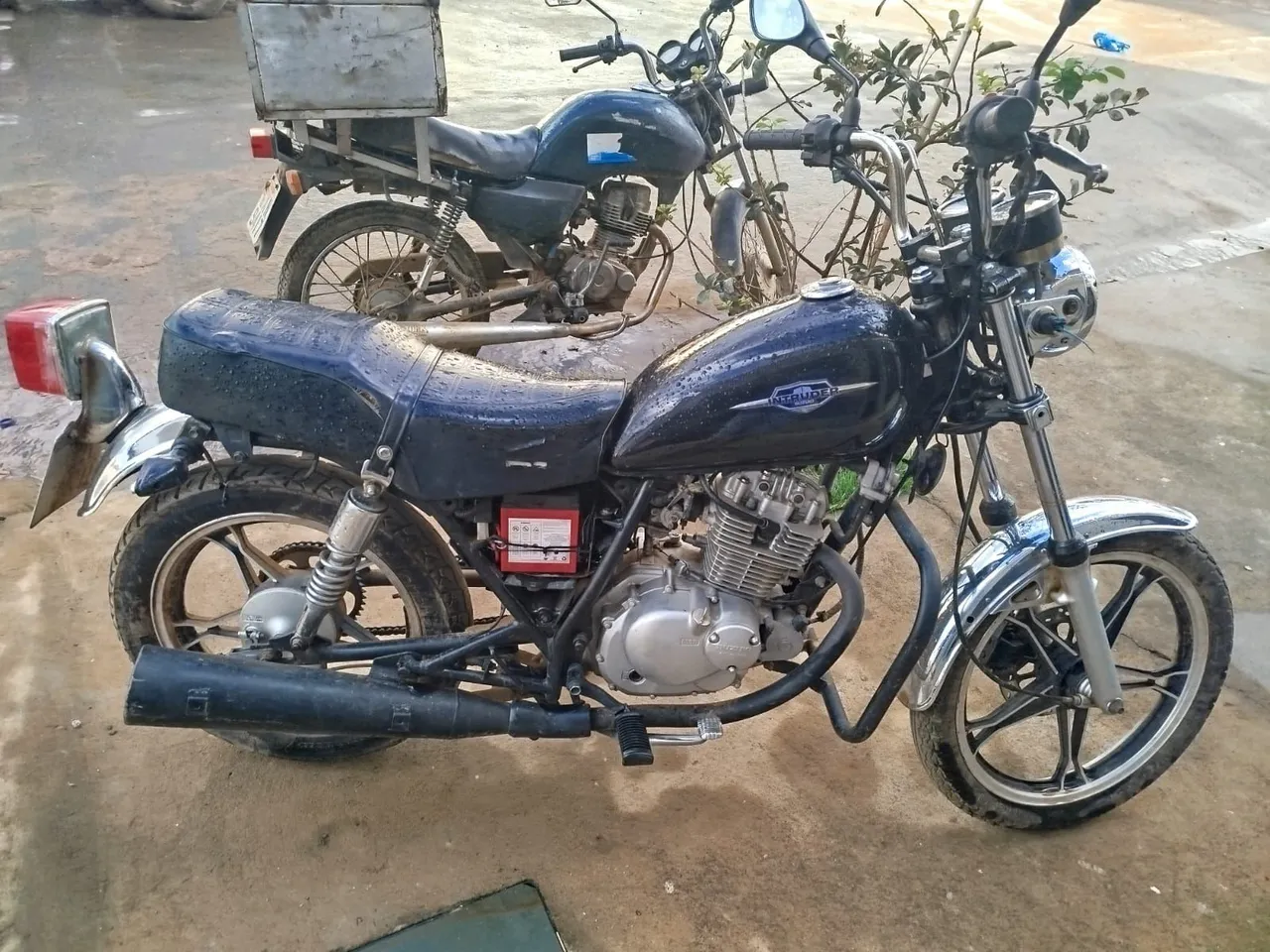 Peças para Suzuki 125 oportunidade ou vendo a moto toda também