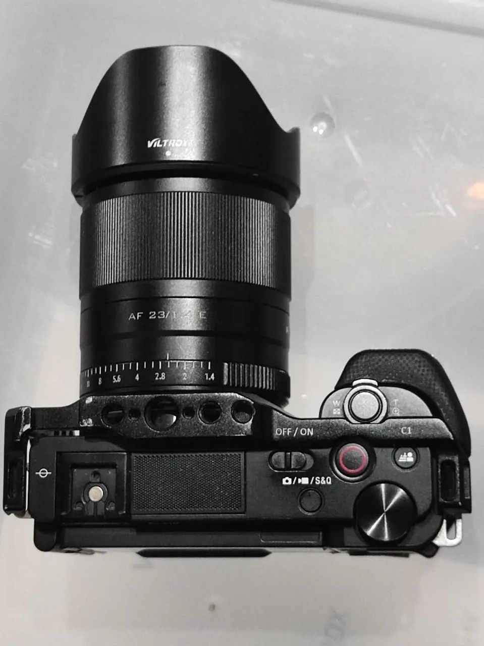 Sony zve 10 cage + lente 23mm 1.4 estado de nova ! - Foto 3