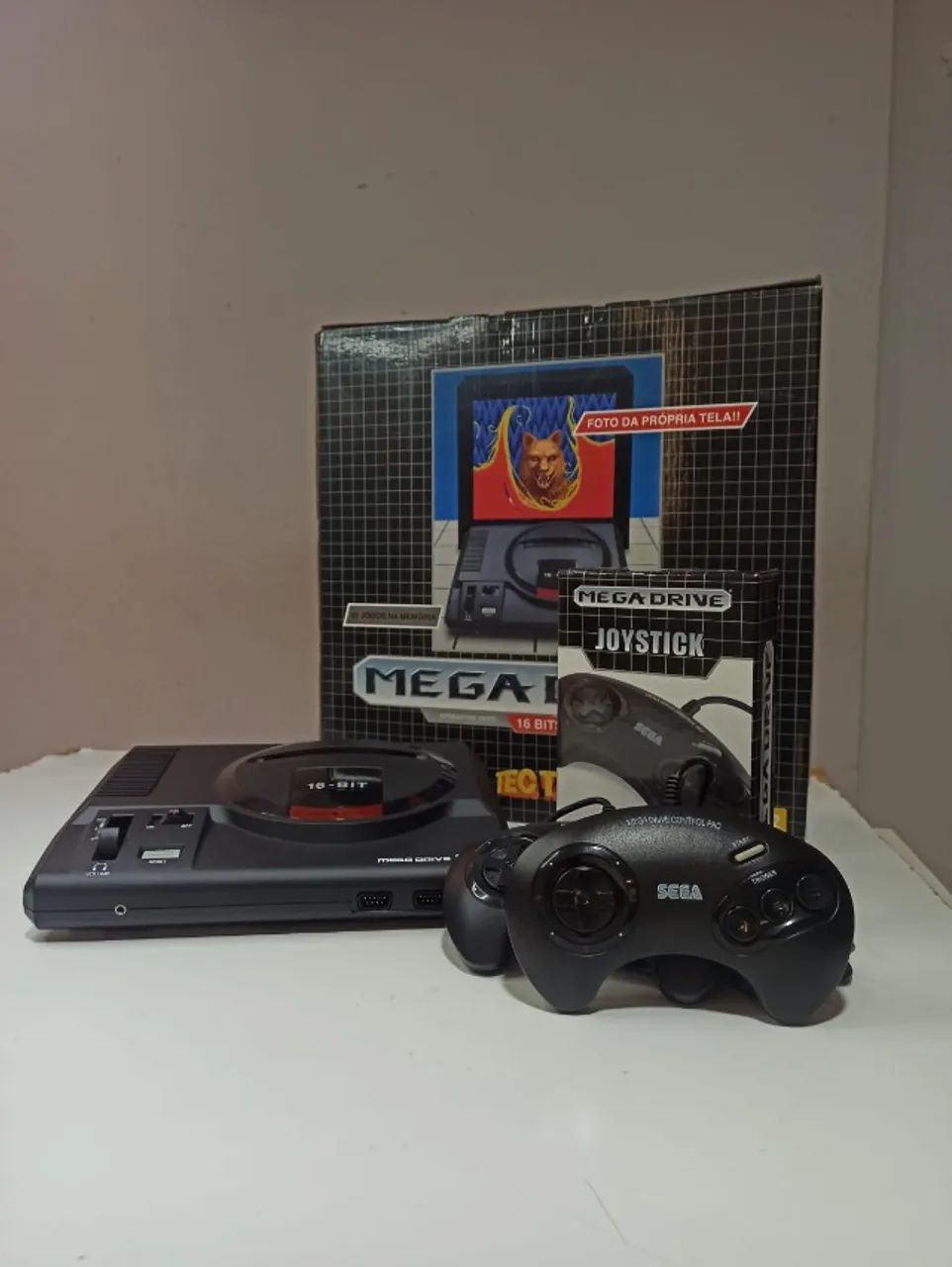 Console Tectoy Sega Mega Drive 2017 Preto com 2 Controles. Aceito Cartão