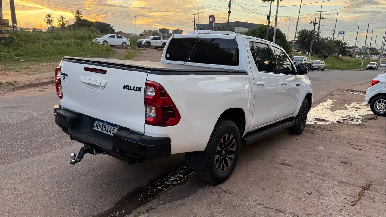 Toyota Hilux 2021  - Foto 3