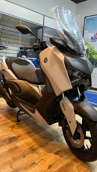 (Rodrigo) Xmax 250 Connected 2025 - Foto 4