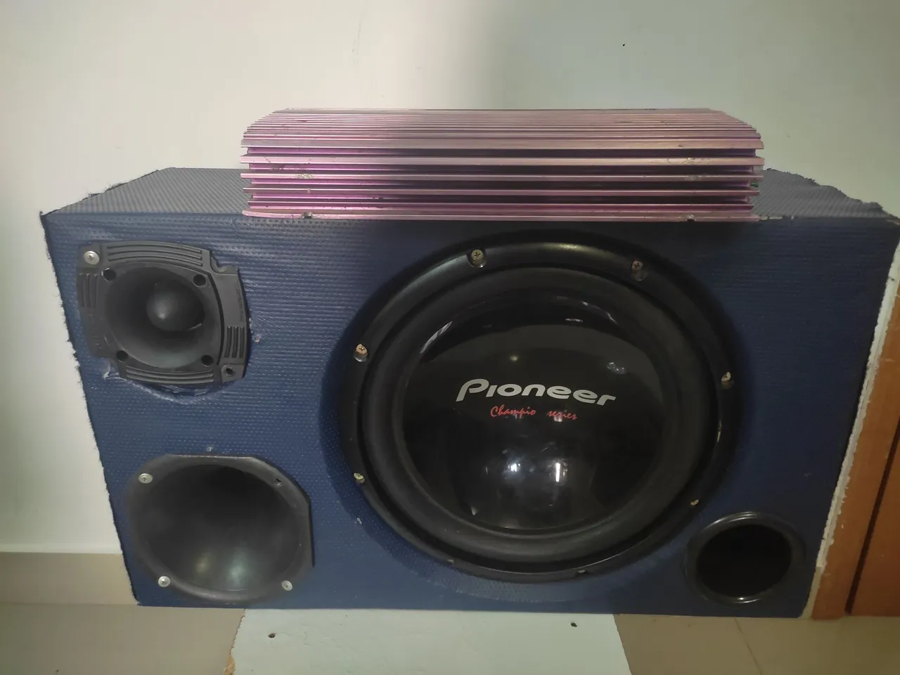 Caixa trio +módulo pyramid 800w