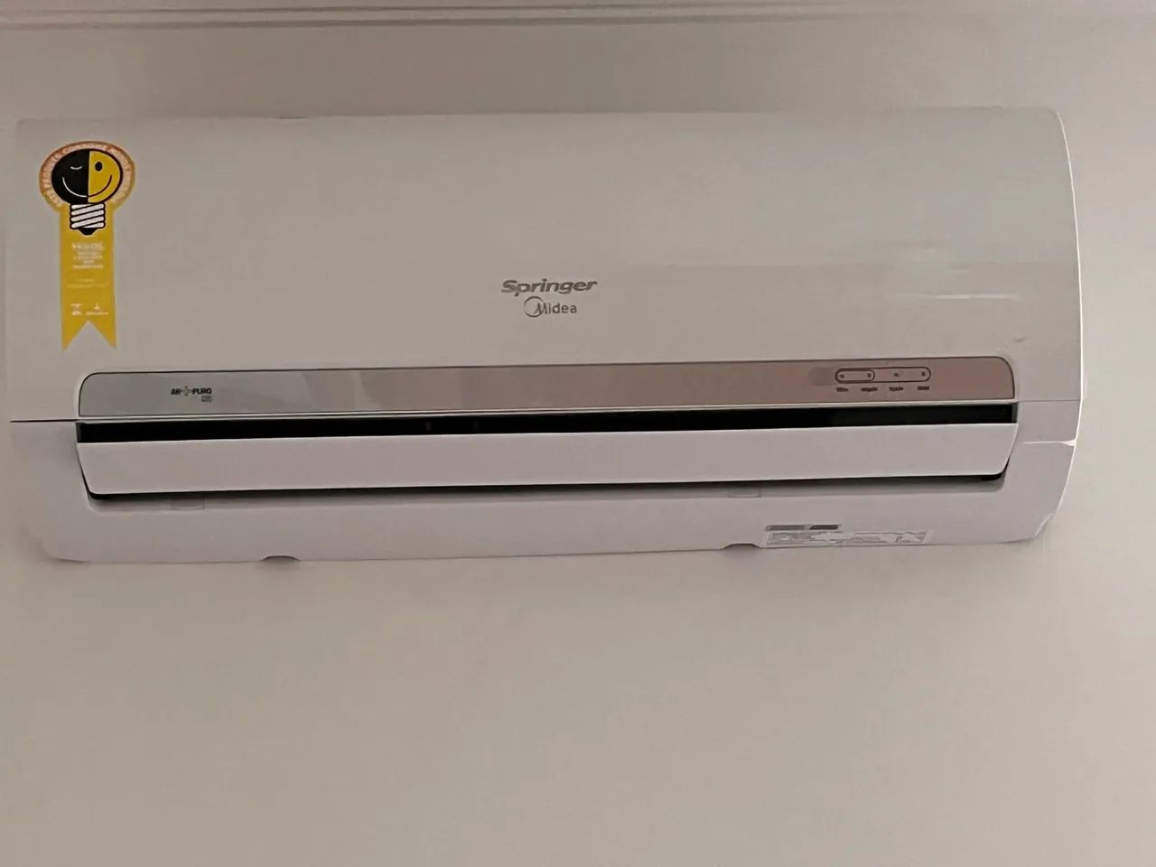 Ar condicionado Split SPRINGER MIDEA 900 BTUS 220V 