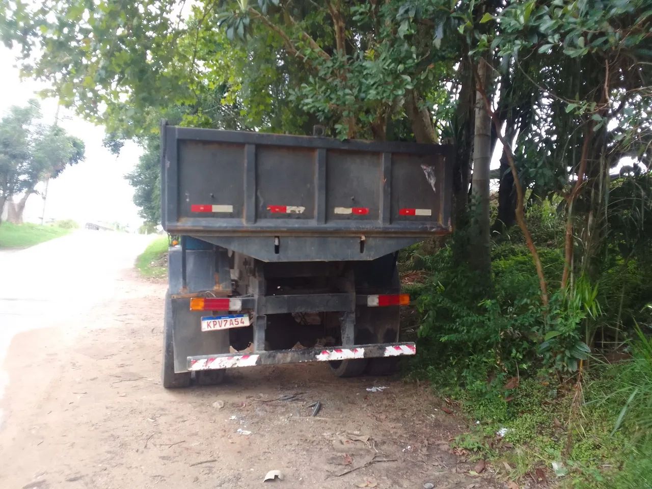 Caminhão 13 13  1981  - Foto 2