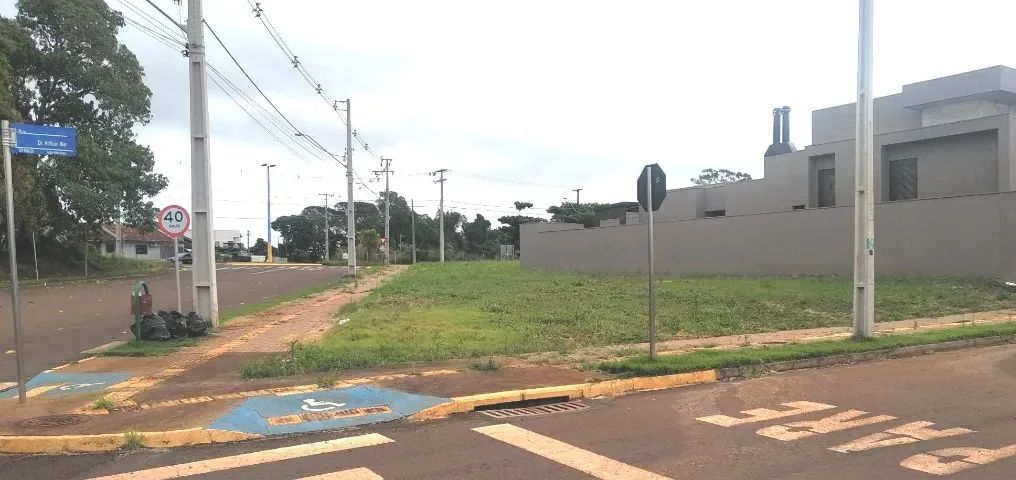 Terreno de esquina Jd. Porto Alegre  486m2 - Foto 2