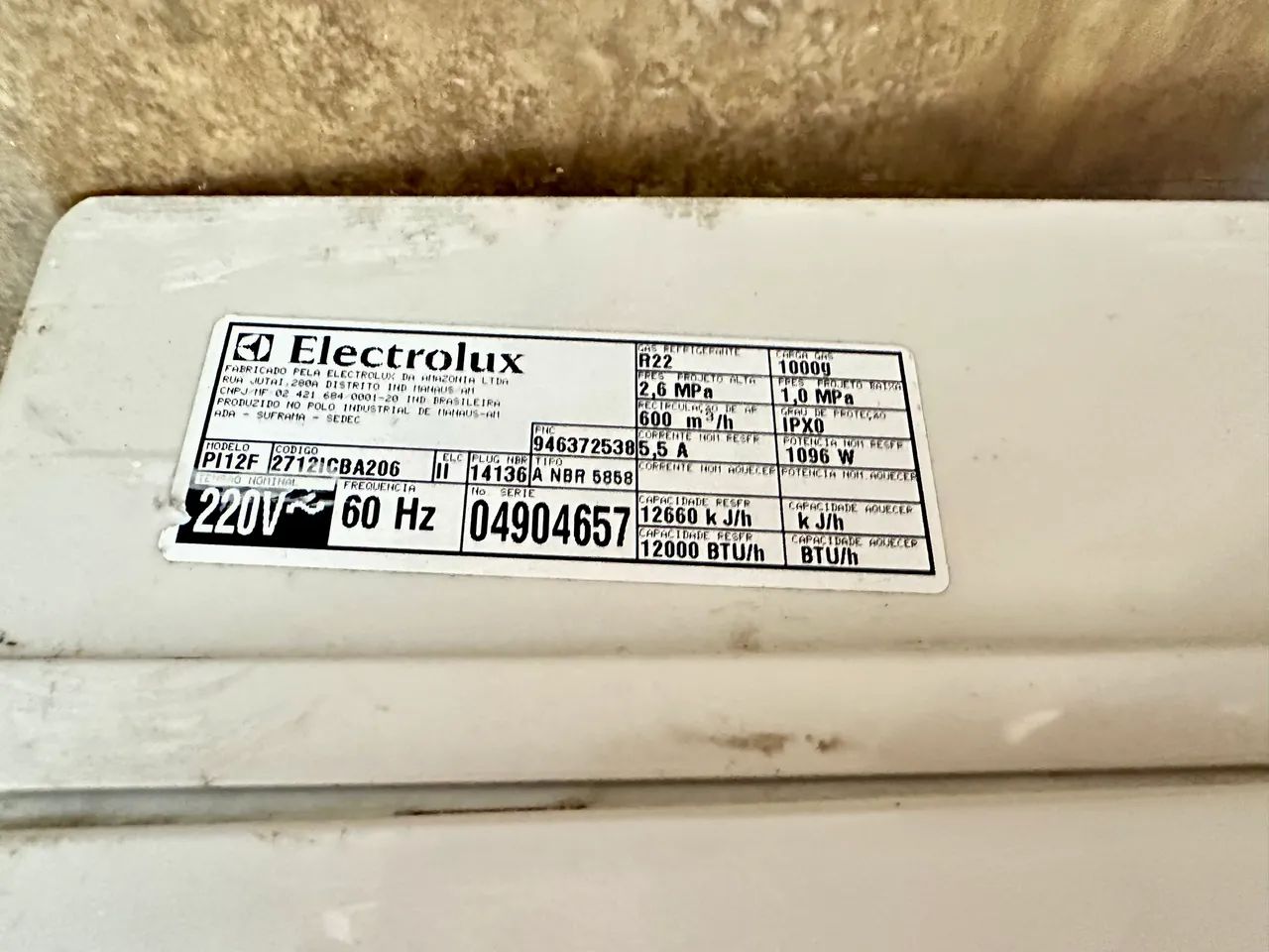 Ar condicionado 12mil Btus - Em perfeitas condições de uso, condensadora com base oxidada - Foto 2