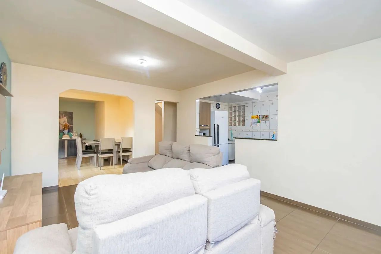 Casa Ampla com Edícula no Bairro Atuba  Pinhais | 6 Quartos, Suíte, Churrasqueira e Garage - Foto 5