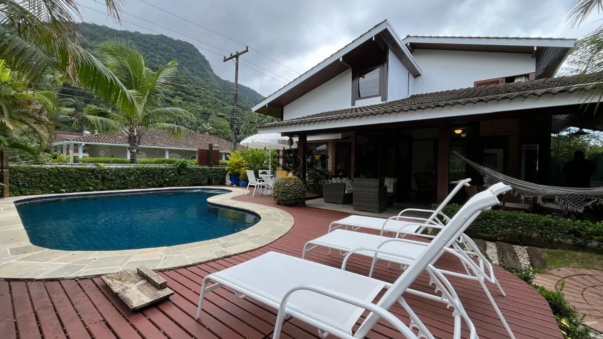 CASA EM CONDOMINIO COM 4 DORMITÓRIOS SENDO 3 SUÍTES,3 VAGAS DE GARAGEM,VARANDA GOURMET COM - Foto 2