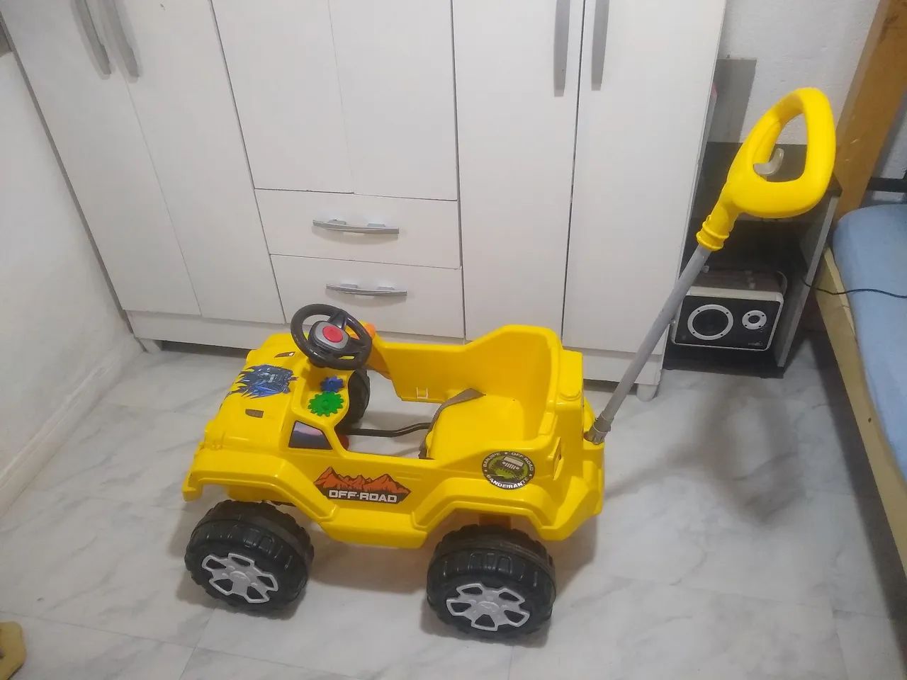 Mini Jeep infantil a Pedal Bandeirante - Foto 4