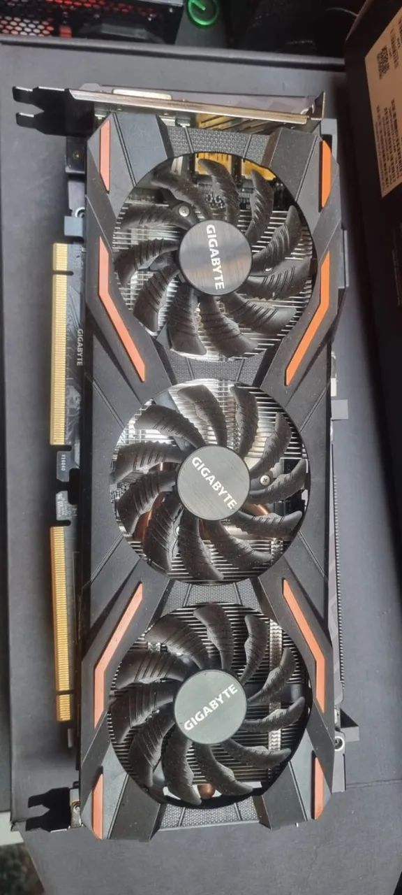 GeForce® GTX 1080 G1 Gaming 8G Placa de video - Placas de GeForce® GTX 1080 G1 Gaming 8G Placa de video - Placas de