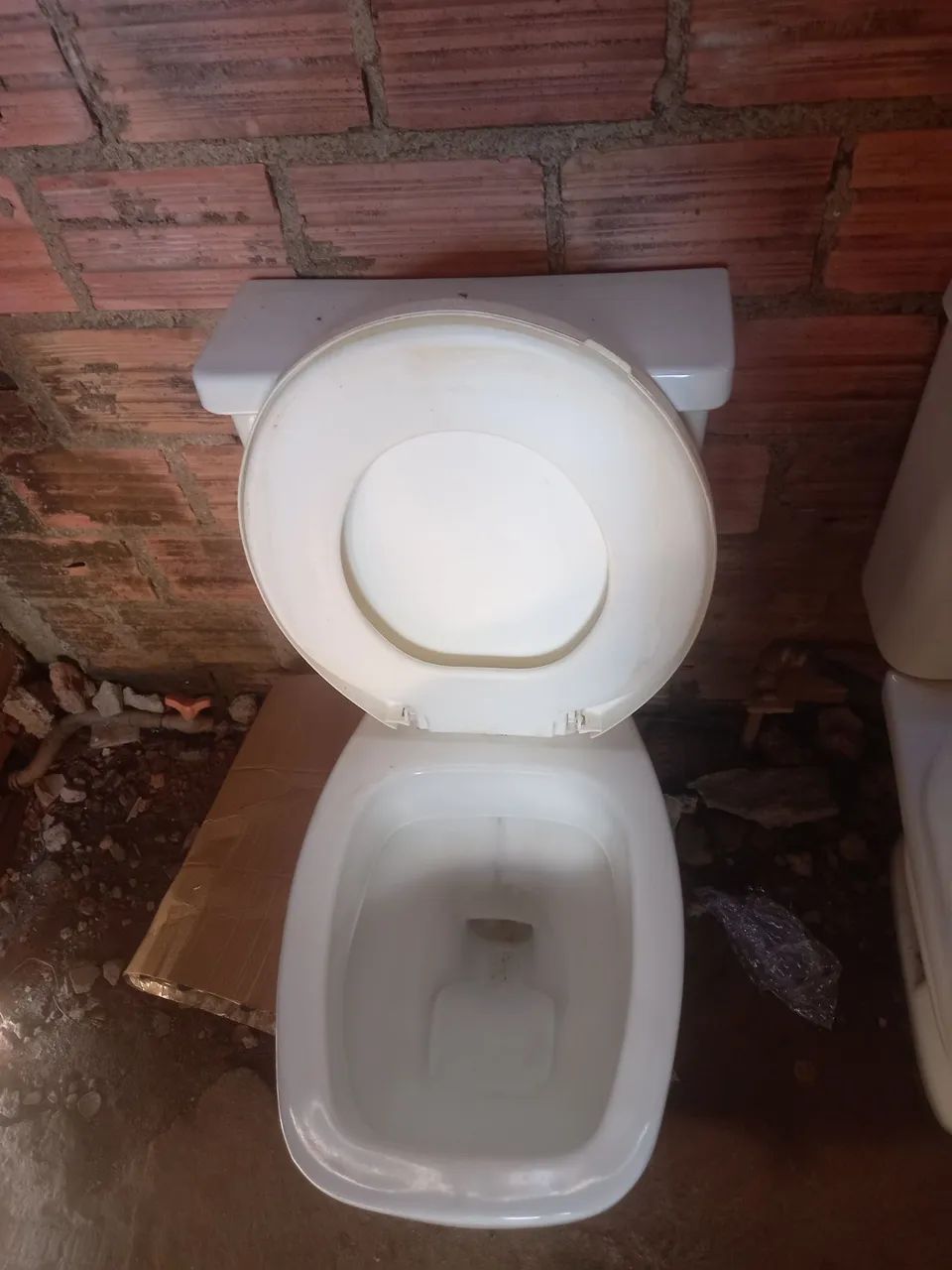 Vaso sanitário branco novo - Foto 2