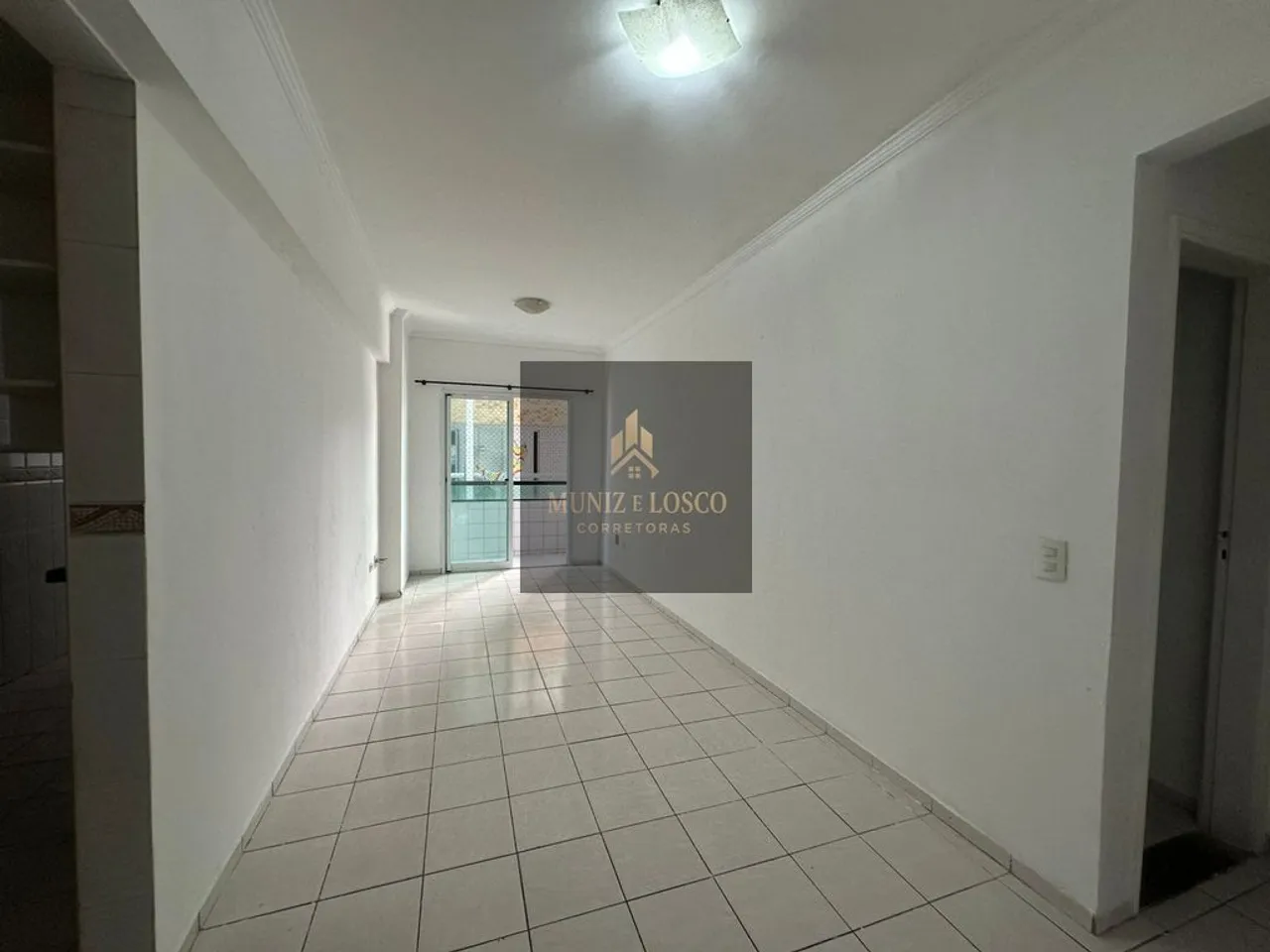 Apartamento para Locação - 2 Dormitórios (1 Suíte) - Vila Assunção, Praia Grande
