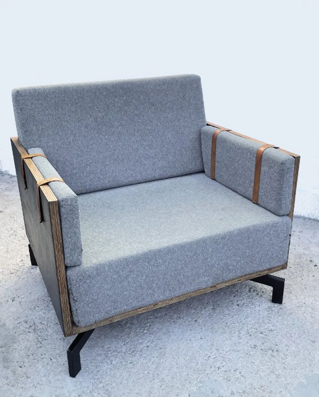 ARMCHAIRS (2 units $1800)