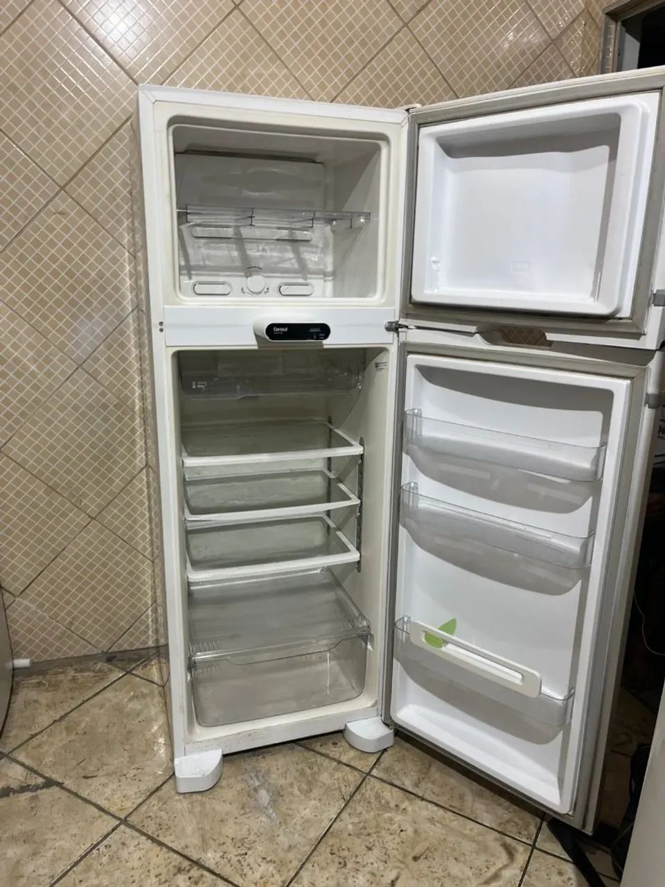 Geladeira Consul 300 litros  - Foto 2