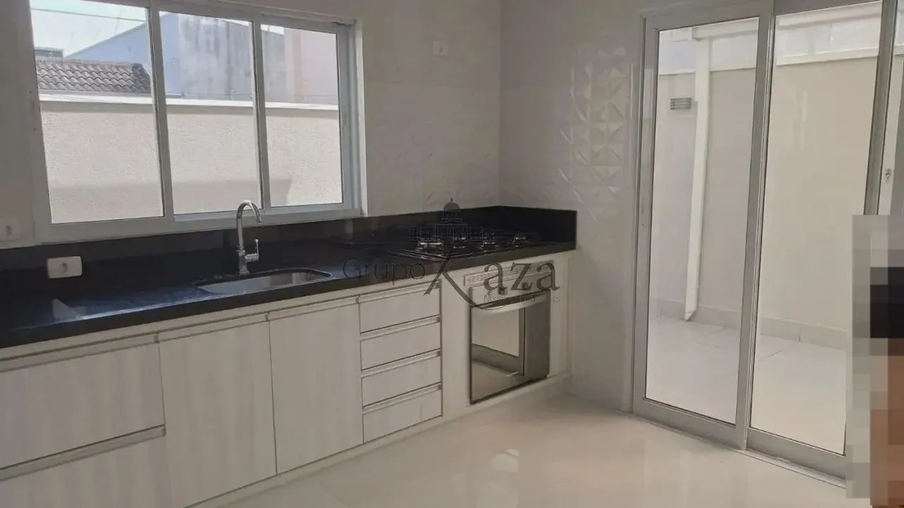 Imóvel para aluguel possui 170 metros quadrados com 4 quartos - Foto 3