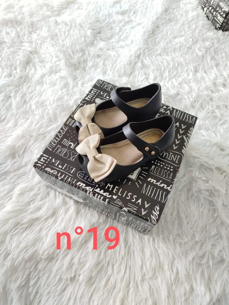 Mini Melissa com laço - Nº19