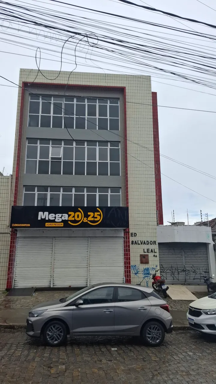 Loja vitrine 171m2 proximo ao shopping Tambia