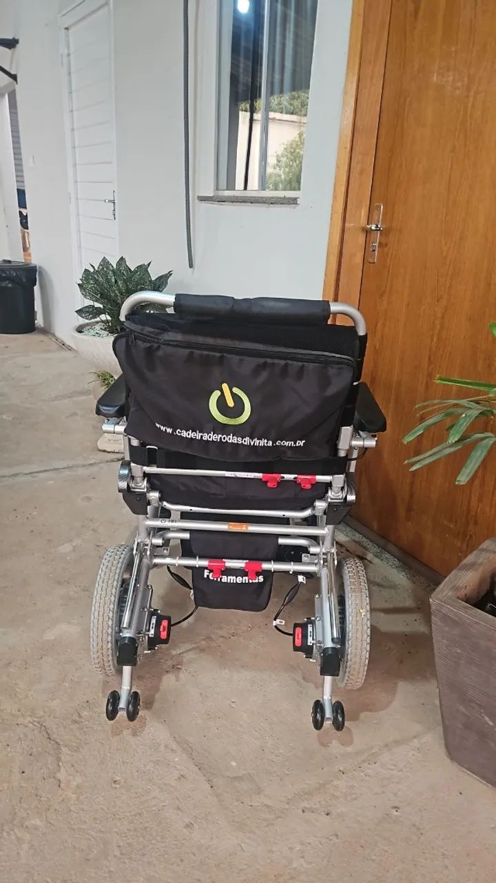 Cadeira de Rodas Motorizada Divinità 12' - Foto 5