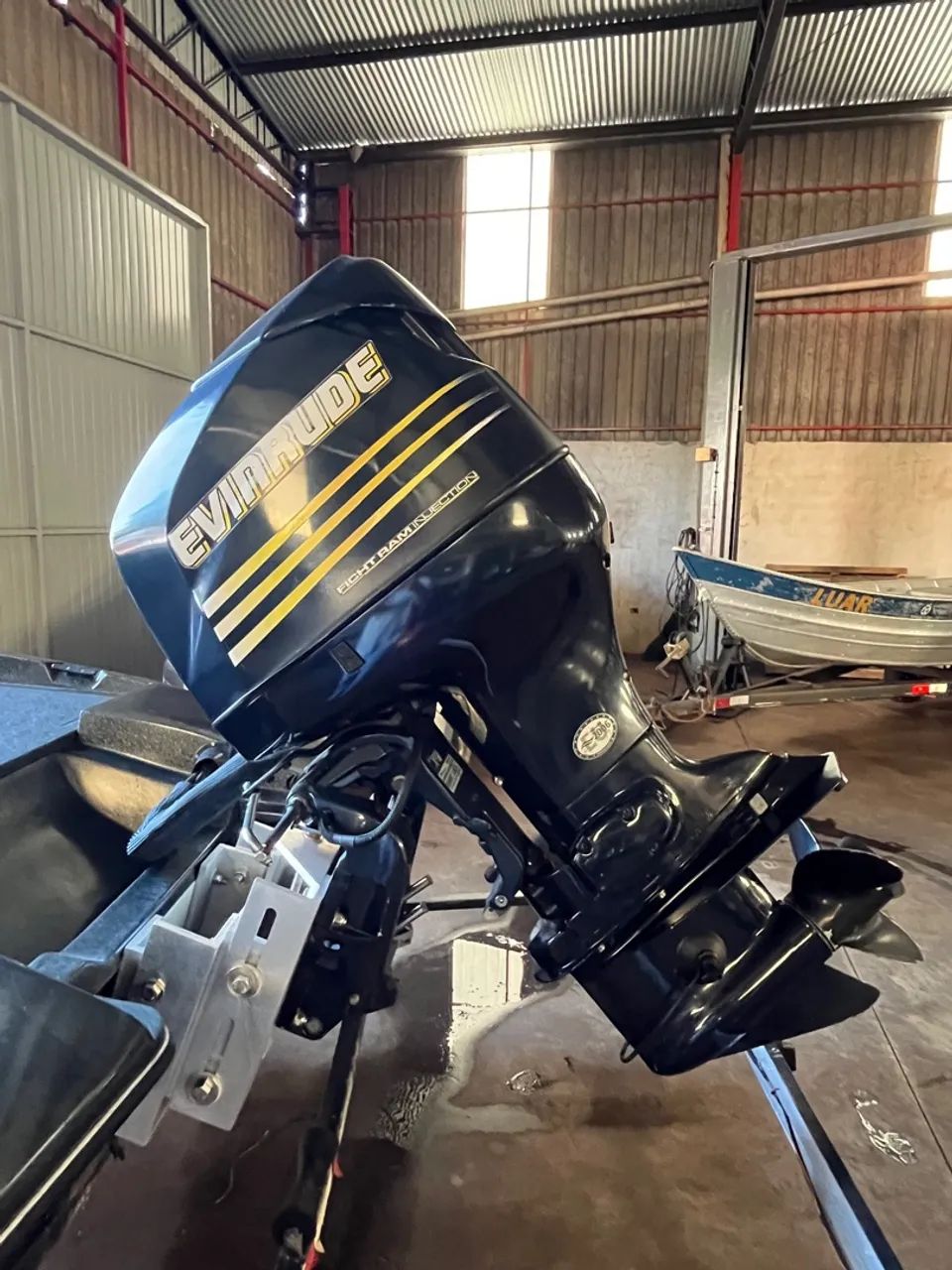 Lancha Bass Boat 2002 motor 175hp  - Foto 6