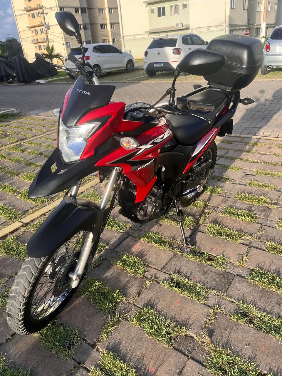 Moto em excelente estado - baixa quilometragem!