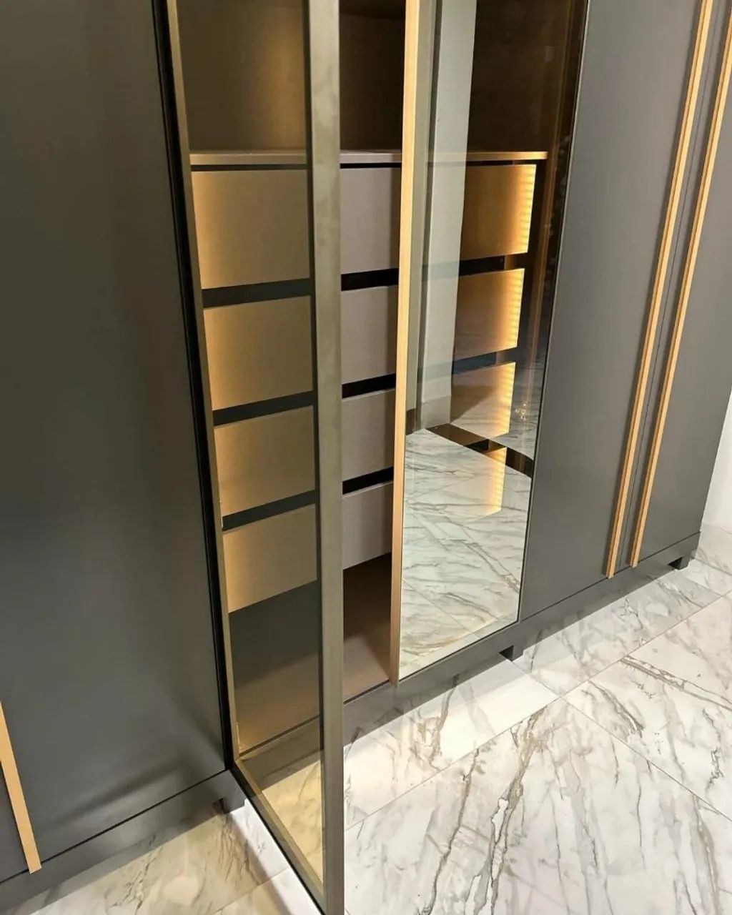Guarda-Roupa Moderno e Elegante - Foto 2